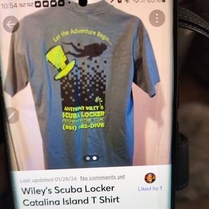 Wileys scuba locker Catalina island green medium tshirt